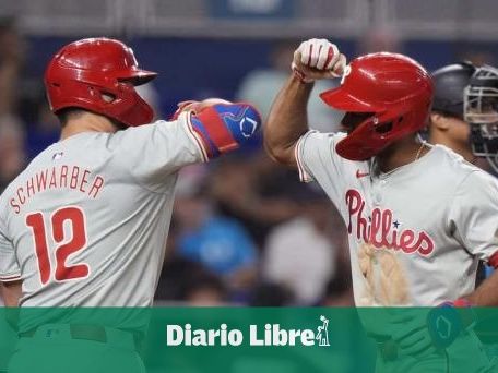 Suárez labora 7 innings en blanco; Johan Rojas pega jonrón y Filis doblegan a Marlins