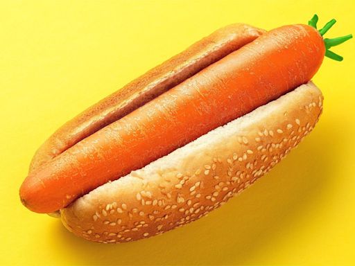 Carrot Dogs Are The Vegan Hot Dog Substitute You've Been Waiting For