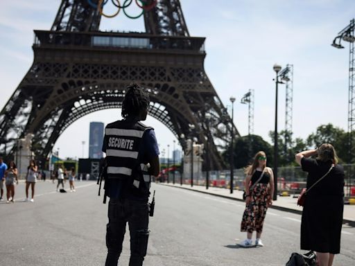 Paris cheira à tinta fresca e está mais vazia do que o esperado para as Olimpíadas