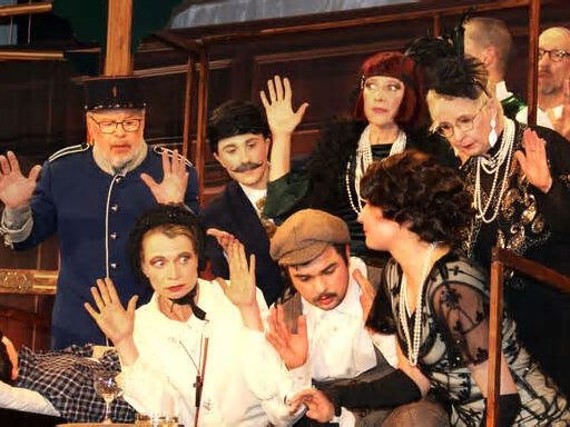 Gengenbach: Martas Mimen brillierten mit "Mord im Orient-Express"