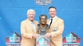 Dolphins' Zach Thomas, in emotional, humorous speech, enters Pro Football Hall of Fame