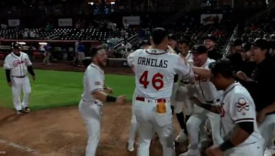 Chihuahuas beat Space Cowboys on walk-off HR from Tirso Ornelas