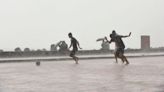 Gujarat: Heavy rain causes water level rise in Madhuban dam, floods national highway in Valsad