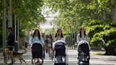 España roza los 49 millones de personas al crecer en 900 al día