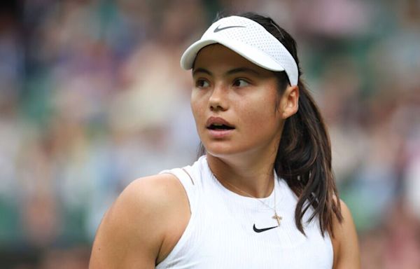 Emma Raducanu emphatically snubbed at Wimbledon after humiliating rival