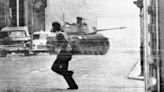 Qué fue el "tanquetazo", el fallido intento de golpe de Estado en contra de Allende hace 50 años (y cómo aceleró el ataque del 11 de septiembre a La Moneda)