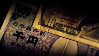 Dollar flirts with key 160 yen level as intervention risk looms