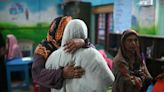 Search for bodies after India landslide buried hundreds