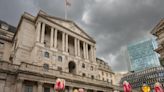 UK business confidence rises as firms hope for interest rate cuts