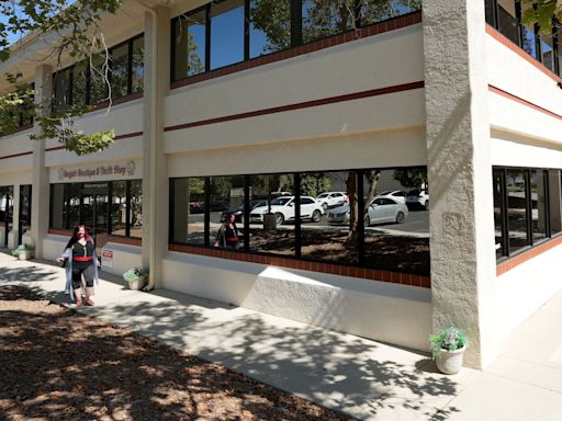 Rent-free office space in Thousand Oaks available to nonprofits