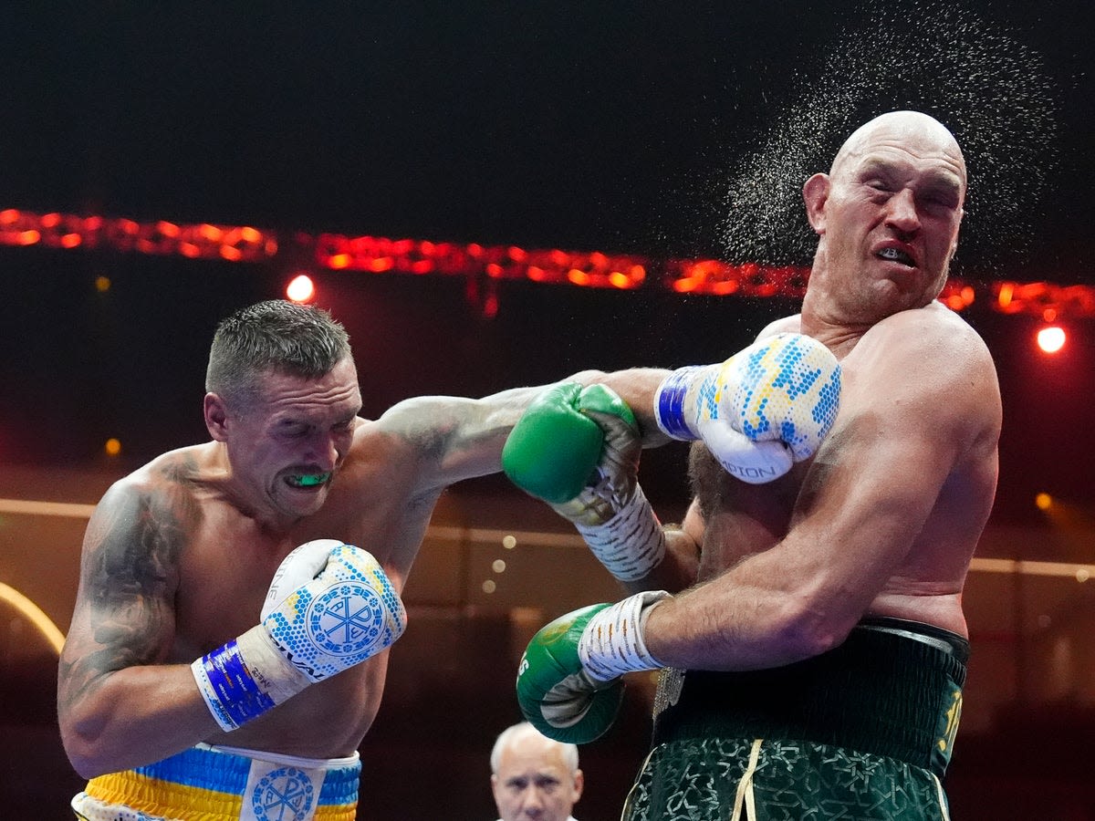 Oleksandr Usyk defeats Tyson Fury by split decision to become undisputed heavyweight champion