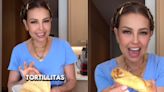 Thalía enseña a sus seguidores a preparar "flautas dietéticas", así le quedaron