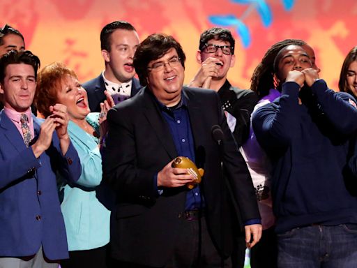 El exproductor de Nickelodeon Dan Schneider demanda a creadores de “Quiet on Set”