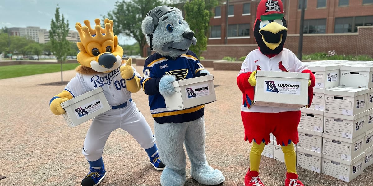 Campaign to legalize sports betting in Missouri gets help from mascots to haul voter signatures