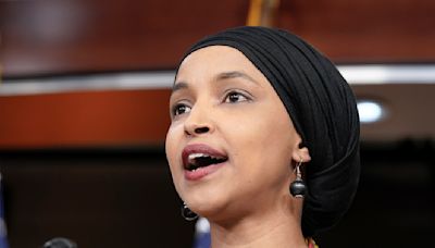 Ilhan Omar fends off challengers to win primary after AIPAC stays out of the race