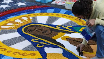 No Dia de Corpus Christi, fiéis revelam desejo por trás dos tapetes: 'Fé, paz e esperança' | Rio de Janeiro | O Dia
