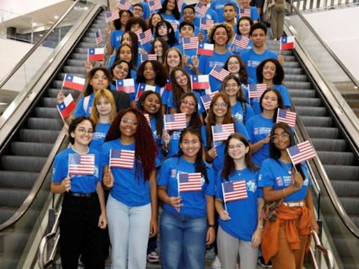 Intercâmbio de graça: ES abre 170 vagas para alunos estudarem no EUA, Canadá e Chile