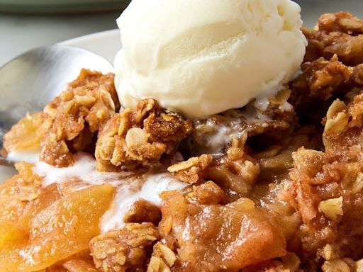 Our Apple Crisp Nails The Perfect Combination Of Jammy Apples & Crisp Topping