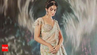Alia Bhatt recalls her first saree experience - Deets inside | Hindi Movie News - Times of India
