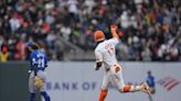 Giants rally in ninth to beat Blue Jays 4-3 in wild finish