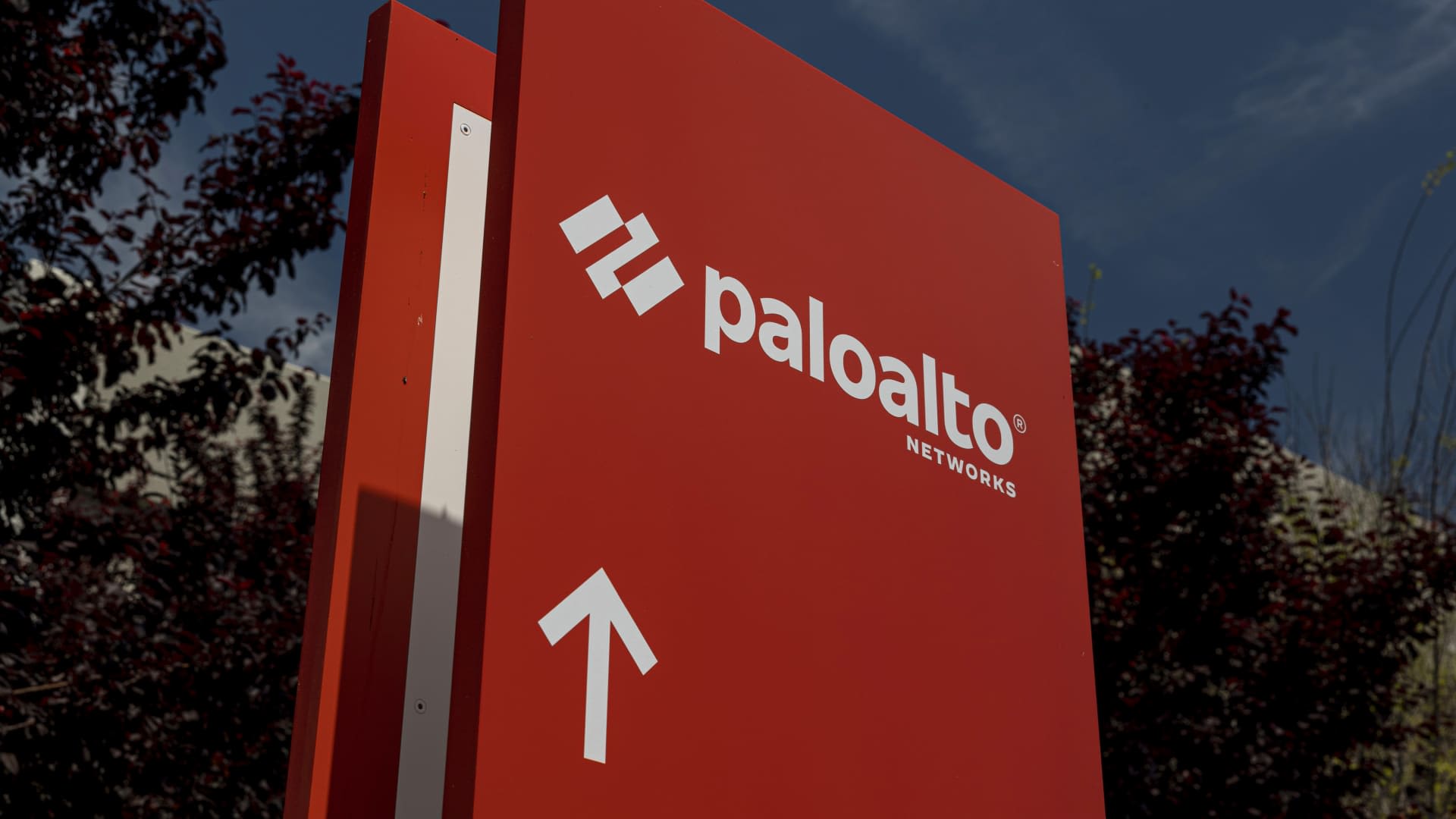 Palo Alto Networks tumbles on earnings once again. It's another chance to buy the cyber stock