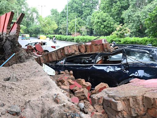 Delhi Rains: Schools closed, roads flooded as Heavy rainfall in Delhi-NCR, IMD issues red alert