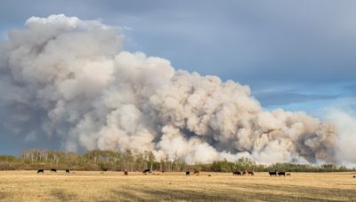 Smoke clouds northern Alberta as wildfires burn near Fort McMurray, Grande Prairie