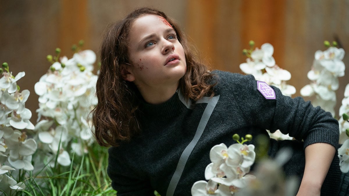 'Uglies' review: Joey King, how could you?