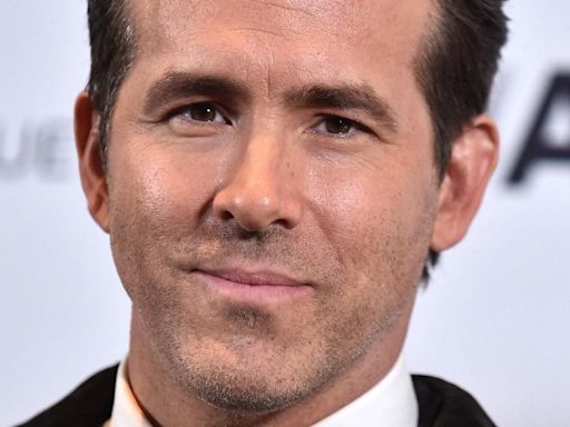 Ryan Reynolds’ Negroni Week Video Leaves Fans Laughing Out Loud