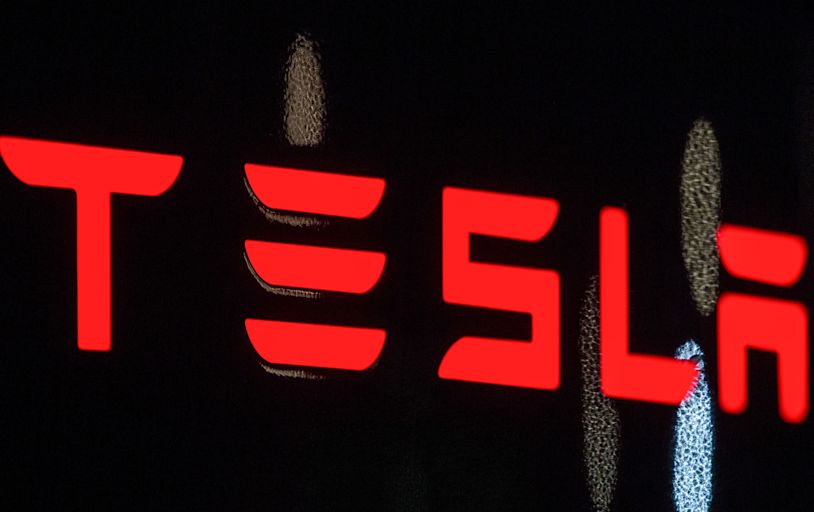 Big names are leaving Tesla. An analyst says Elon Musk has to quickly lay out what the layoffs mean.