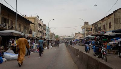 Mali: grève spontanée très suivie dans les banques et les stations-essence en soutien à Hamadoun Bah