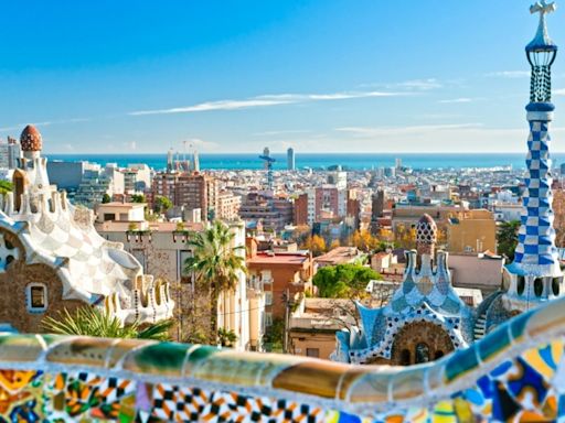 Barcelona fija 16 zonas de gran afluencia turística para regular aglomeraciones