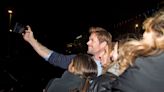 Pagaron miles de euros por un beso de William Levy pero no quisieron dárselo en la boca