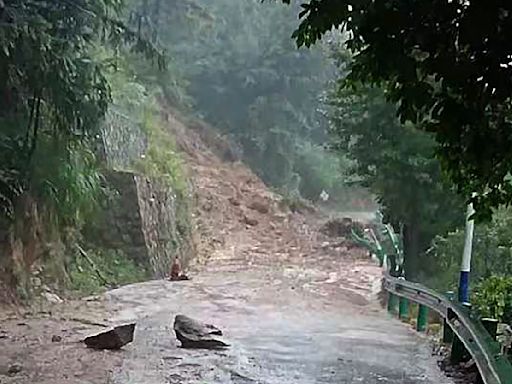 Once muertos por un alud de lodo en China durante las fuertes lluvias de la tormenta Gaemi