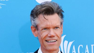 Listen: Randy Travis releases first song since 2013 stroke