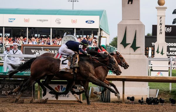 Kentucky Derby: Mystik Dan wins in three-horse photo finish, outruns favorite Fierceness in stunning upset