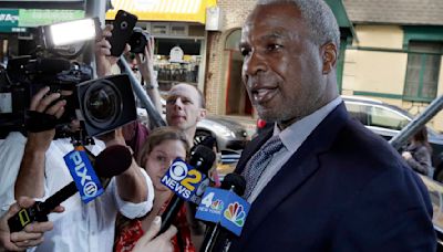 Don't expect Charles Oakley to return to MSG to watch the Knicks any time soon