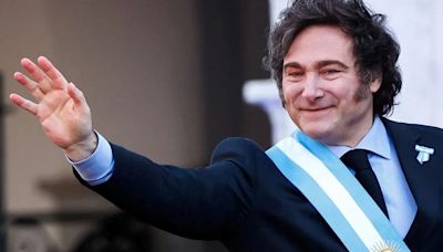 Javier Milei subió de posición y ahora es el presidente sudamericano con mejor imagen