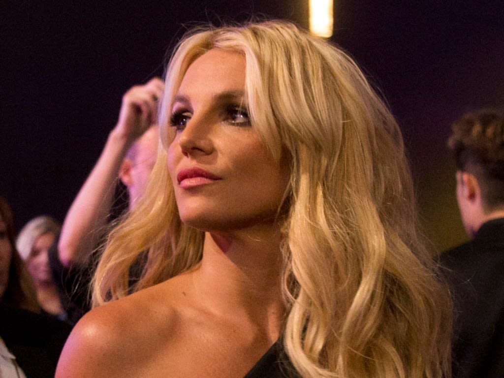 Shoppers ‘Always Get Compliments’ When Wearing Britney Spears’ Perfume With Over 14K 5-Star Reviews — Now Only $16