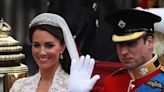 Recordamos el fabuloso vestido de novia de Kate Middleton trece años después