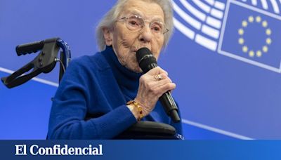 La UE ya no quiere enamorarte por el 'roaming', sino recordarte que "la democracia peligra"