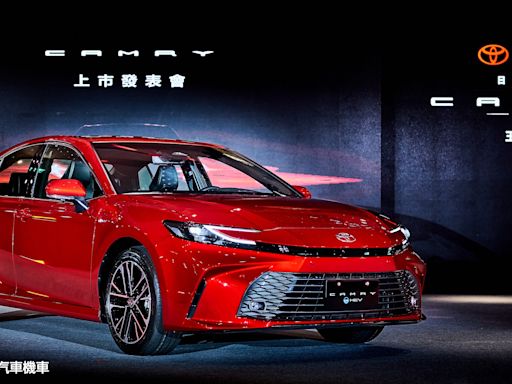 2024 Toyota Camry大改款正式在台發表！入門百萬內、頂規油電前所未見的豪華？！