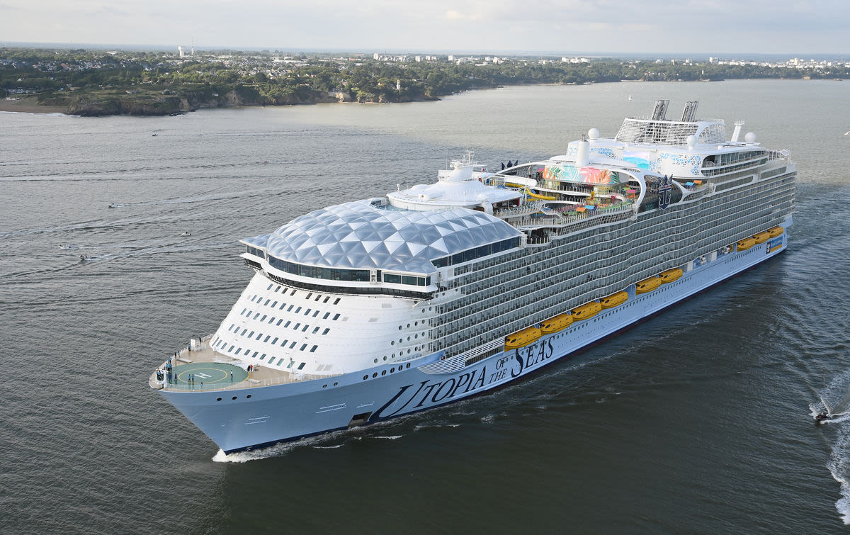 Video: Godmother Meghan Trainor Officially Christens Royal Caribbean’s Utopia of the Seas