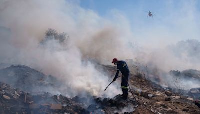 Tourist death toll from Greek heatwave rises to 6, others missing | World News - The Indian Express