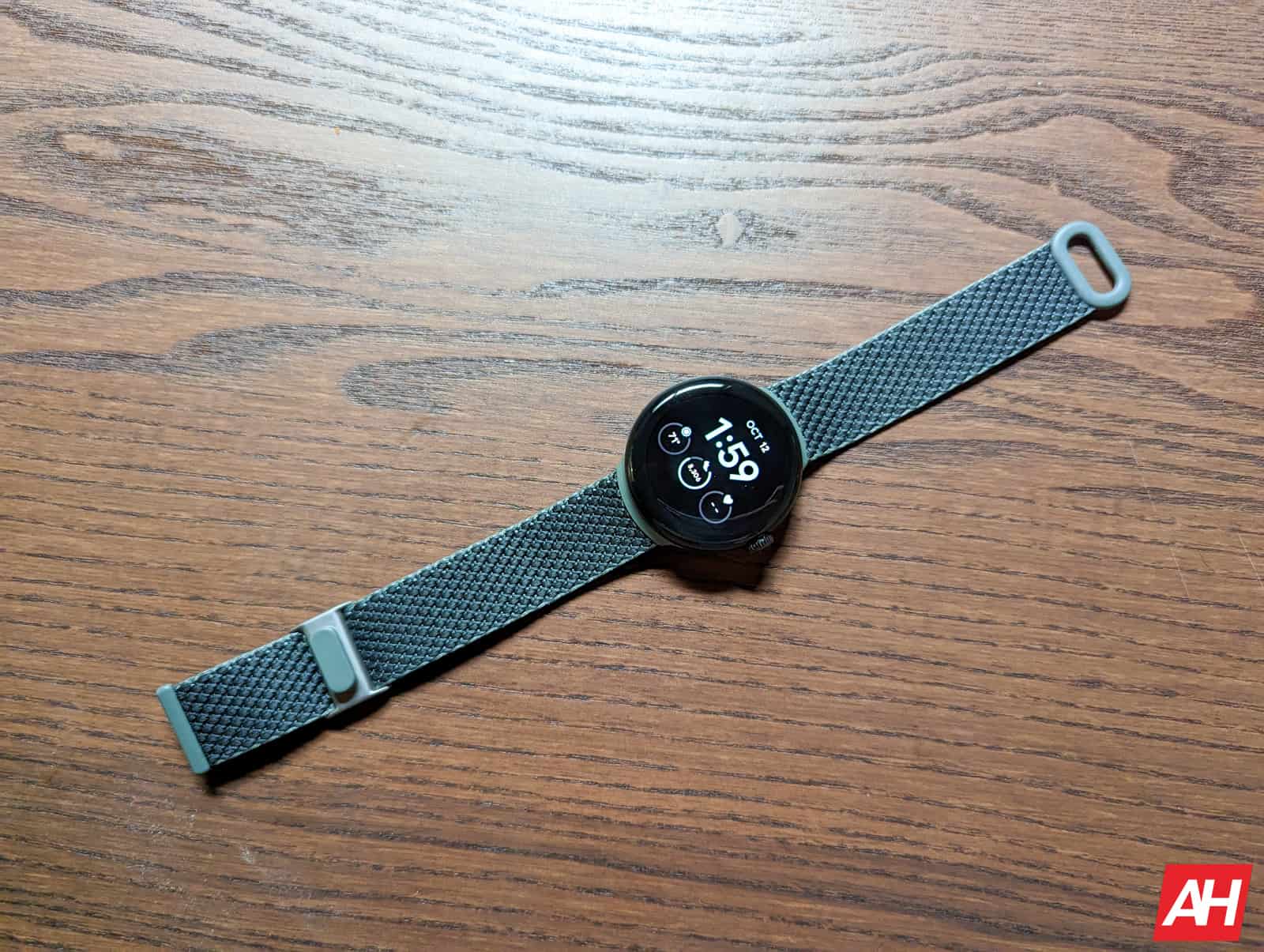 More cheap Pixel Watch bands from Google land on Amazon