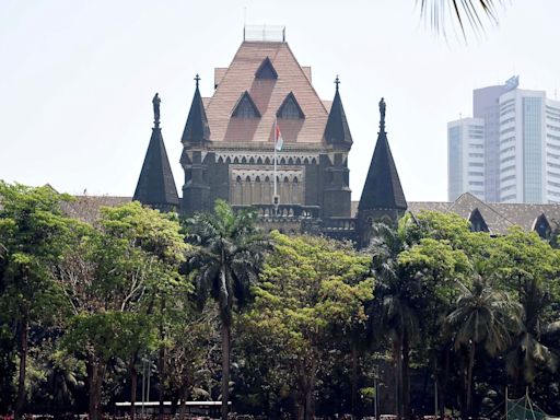 Hawkers Have Taken Over Mumbai's Streets, No Room For Pedestrians: Bombay High Court