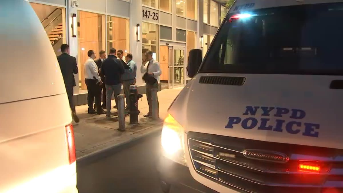 8-year-old Queens boy killed, parents stabbed in son's apartment rampage: NYPD