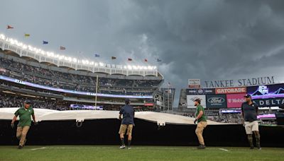 Yankees-Blue Jays in a rain delay Sunday afternoon at the Stadium