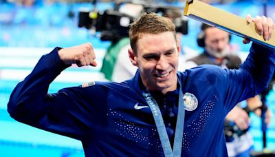 Swimming-'It's a girl!': Murphy family celebrates medal with gender reveal