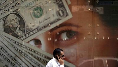DÓLAR HOY - Peso mexicano titubea ante la llegada de julio: tipo de cambio al alza Por Investing.com